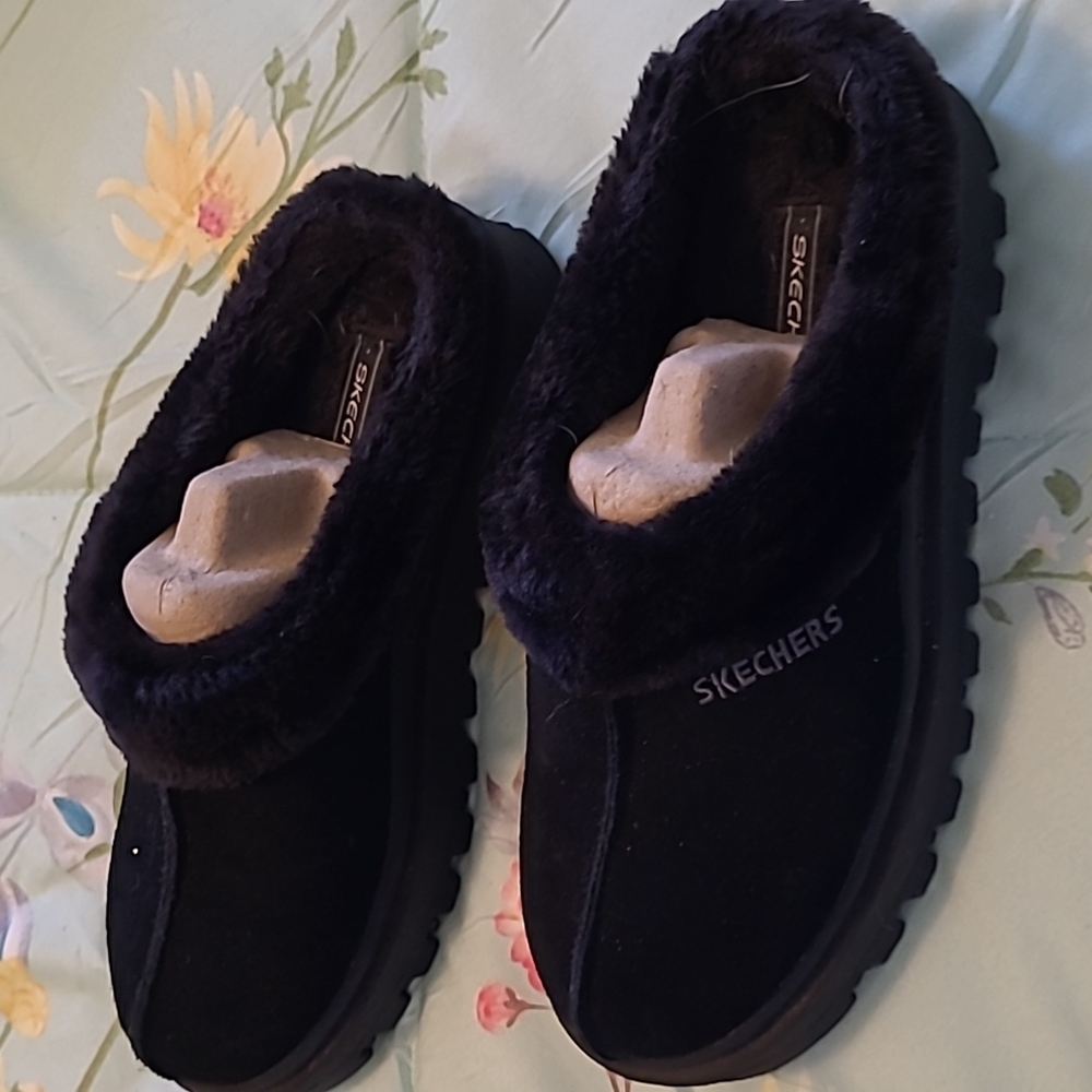 New Skecher slip-on shoes in furry black